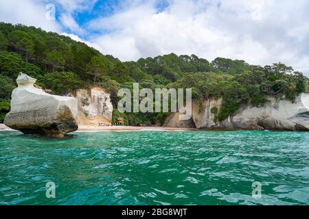 Cathedral Cove, Hahei, péninsule de Coromandel, île du Nord, Nouvelle-Zélande Banque D'Images