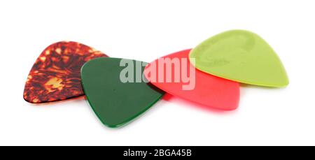 Plectrums colorés isolés sur blanc Banque D'Images