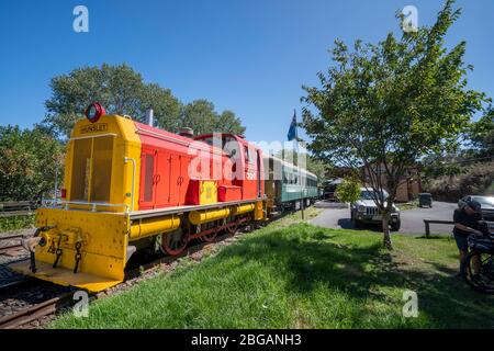Locomotive de chemin de fer Goldfields à la gare de Waikino sur la piste ferroviaire de Hauraki, île du Nord, Nouvelle-Zélande Banque D'Images