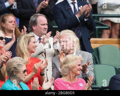 Londres, États-Unis d'Amérique. 11 juillet 2019. LONDRES, ANGLETERRE - 11 JUILLET : David Beckham, Holly Branson, Richard Branson assiste à la dix journée des championnats de tennis de Wimbledon à tous les clubs de tennis de pelouse et de Croquet d'Angleterre le 11 juillet 2019 à Londres, Angleterre personnes : David Beckham, Holly Branson, Richard Branson crédit tempêtes: Media Group/Alay Live News Banque D'Images