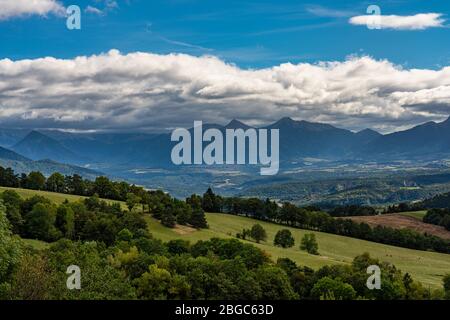 Vue sur le paysage à Monestier de Clermont près d'Annecy en Haute-Savoie en Auvergne-Rhône-Alpes Banque D'Images