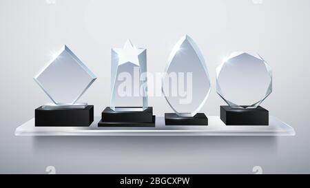 Prix réalistes pour les trophées en verre, prix transparents pour les gagnants en diamants sur l'illustration vectorielle des étagères. Collection de verre transparent primé et trophée Illustration de Vecteur