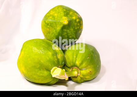 Papayas frais sur une papaye. Sain et savoureux avec de la texture agréable Banque D'Images