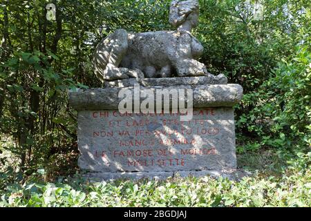 Bomarzo, Italie - 09/30/2017: Le célèbre parc monstre dans la municipalité de Bomarzo en Italie Banque D'Images