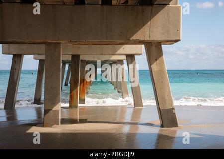 Jetée de Juno Beach. Juno Beach, Floride, États-Unis. Banque D'Images