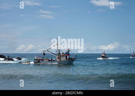 Bateaux à la fête de la pêche à Cidade Velha, au Cap-Vert Banque D'Images