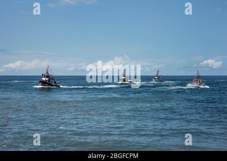 Bateaux à la fête de la pêche à Cidade Velha, au Cap-Vert Banque D'Images