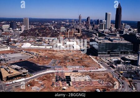 Photographies aériennes de la construction du parc olympique Centennial dans le centre-ville d'Atlanta, en Géorgie. Banque D'Images