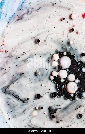Fond abstrait coloré.bulles d'encre dans l'eau. Peinture colorée abstraite.