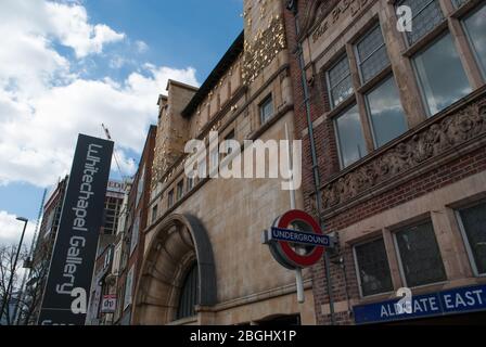 Façade en pierre 1900 Architecture Whitechapel Gallery, 77–82 Whitechapel High Street, Londres E1 7QX par Charles Harrison Townsend Banque D'Images