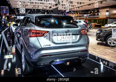 Bruxelles, Belgique, Jan 2020 Nissan Juke II, Brussels Motor Show, 2ème génération, SUV croisé sous-compact produit par Nissan japonais Banque D'Images