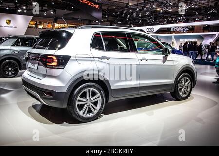 Bruxelles, Belgique, Jan 2020 Volkswagen VW T-Cross, Brussels Motor Show, MQB plate-forme, SUV compact produit par Volkswagen Group Banque D'Images