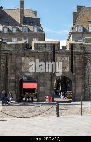 Saint-Malo, France - 12 septembre 2018 : La Porte de Saint Vincent à Saint Malo, Bretagne, France Banque D'Images