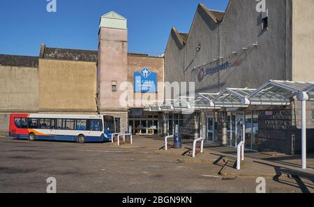 Elgin, Moran, Royaume-Uni. 22 avril 2020. Autobus Stagecoach, chemin Alexandra, Elgin IV 30 1 PW. Les autobus Stagecoach à Elgin ont été très calmes en raison du virus COVID-19. Crédit: JASPERIMAGE/Alay Live News Banque D'Images