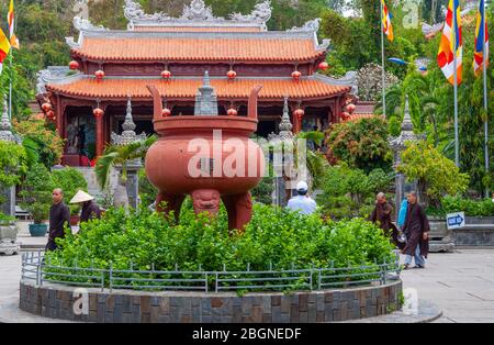 Nha Trang, Vietnam - 20 mars 2019 : Pagode de fils longs, Vietnam Banque D'Images