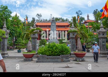 Nha Trang, Vietnam - 20 mars 2019 : Pagode de fils longs, Vietnam Banque D'Images