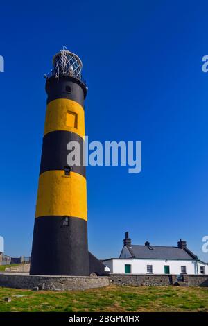 Irlande, County Down, Killough, phare de St John's point. Banque D'Images