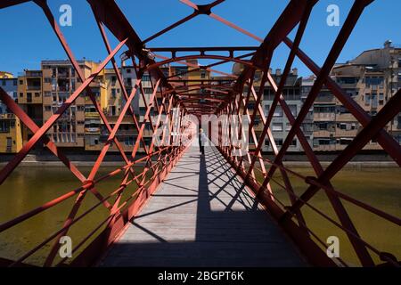 Pont des Peixateneries Velles par Eiffel à Gérone, Catalogne, Espagne, Europe Banque D'Images