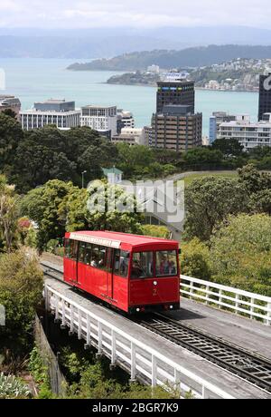 Vue du numéro de voiture 2 sur le téléphérique de Wellington, ou funiculaire, qui relie Lambton Quay à Kelburn, Nouvelle-Zélande, le 20 novembre 2017. Banque D'Images