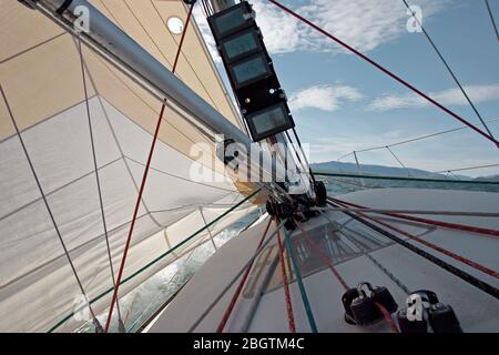Instruments et cordes sur un bateau à voile en Islande Banque D'Images