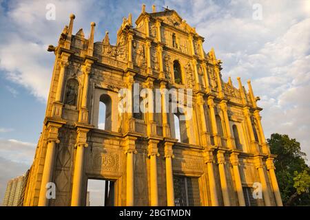 Les ruines de Saint Paul se réfère à la façade de ce qui était autrefois l'église de Mater Dei construit en 1602-1640 et détruit par un incendie en 1835, est l'uni Banque D'Images