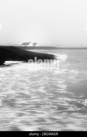 Un matin gris sur la rive de la rue Shingle - rue Shingle, février 2017 Banque D'Images