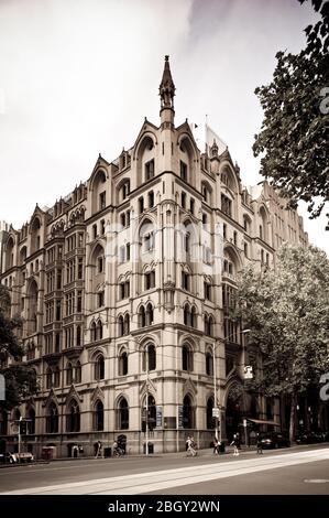 Bâtiments architecturaux emblématiques, quartier des affaires de Melbourne, Victoria, Australie. Banque D'Images