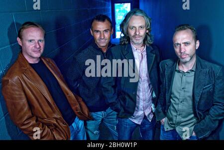 PHOTOS HUMIDES, HUMIDES, HUMIDES par Alan Peebles de gauche... Tommy Cunningham (batterie et chant), Marti Pellow (chant), Graeme Clark (Basse, chant), Neil Banque D'Images