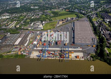 Terminal de conteneurs dans le port du port intérieur Rhein-Ruhr à Richard-Seiffert-Strasse à Duisburg, 09.06.2016, vue aérienne, Allemagne, Rhénanie-du-Nord-Westphalie, Ruhr, Duisburg Banque D'Images