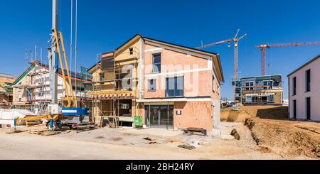Allemagne, Bade-Wurtemberg, Waiblingen, chantier de construction de maison moderne Banque D'Images
