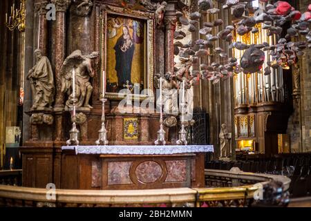 Vienne, Autriche - 6 juin 2019 : intérieur de la cathédrale Saint-Étienne, Stephansplatz, Vienne Banque D'Images