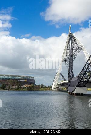 Pont Matagarup un câble en acier suspendu est resté un pont piétonnier au-dessus de la rivière Swan et du stade Optus Perth Australie occidentale. Banque D'Images