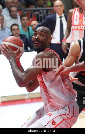 Bologne, Italie. 1 janvier 2020. Bologne, Italie, 01 Jan 2020, Jeremy Simmons (Openjobmess Varese) pendant - - - crédit: LM/Michele Nucci crédit: Michele Nucci/LPS/ZUMA Wire/Alay Live News Banque D'Images