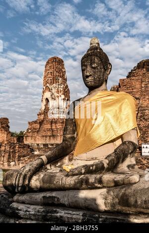 Wat Mahatat, Parc historique d'Ayutthaya, site classé au patrimoine mondial de l'UNESCO, Ayutthaya, Thaïlande, Asie du Sud-est, Asie Banque D'Images