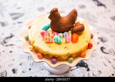 Gâteau au fromage roumain traditionnel (pastica) Banque D'Images