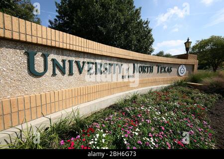 Denton, Texas 12 octobre 2008 : entrée principale du campus de l'Université du Nord du Texas à Denton, juste au nord de Dallas. ©Bob Daemmrich Banque D'Images