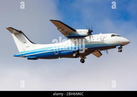 Gran Canaria, Espagne – 24 novembre 2019 : avion Wolfhound de l'armée de l'air américaine Dornier C-146 A à l'aéroport de Gran Canaria (LPA) en Espagne. Banque D'Images