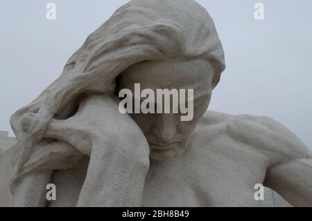 Crête de Vimy, Arras, France : 19 novembre 2012 : le Monument commémoratif national du Canada de la crête de Vimy commémore plus de 11 000 hommes de la Force expéditionnaire canadienne Banque D'Images