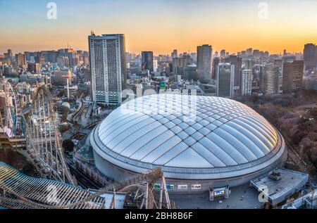 Japon, Tokyo City, Bunkyo District, Tokyo Dome Building Banque D'Images