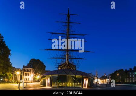 L'Angleterre, Londres, Greenwich, Vue de nuit le Cutty Sark Banque D'Images