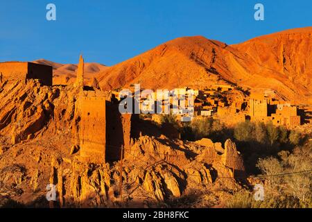 Kasbah à ait Arbi, Dadestal, Kasbahs Road, Atlas, Maroc, Al-Magagin, Afrique Banque D'Images