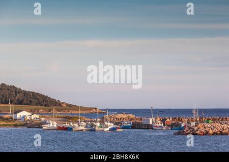 Canada, Nouvelle-Écosse, Cabot Trail, Ingonish, parc national des Hautes-terres-du-Cap-Breton, petit port à la pointe Banque D'Images