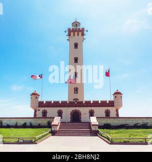 Juif du phare monumental de la Serena durant la journée ensoleillée, Chili Banque D'Images