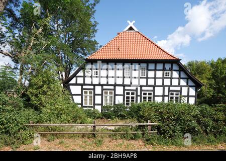 Achim, maison à colombages, ancienne ferme de Basse-Saxe Banque D'Images