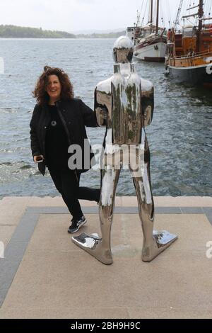 Statue de Dykkaren de Ola Enstad de plongée sous-marine argentée, port d'Oslo Banque D'Images