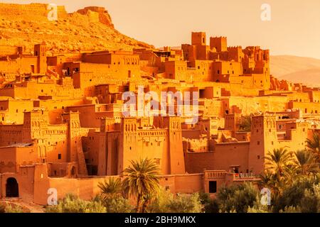 Kasbah ait-Benhaddou, UNESCO Weltkulturerbe, Atlas, Atlasgebirge, bei Ouarzazate, Marokko, Al-Magagin, Afrika, Banque D'Images