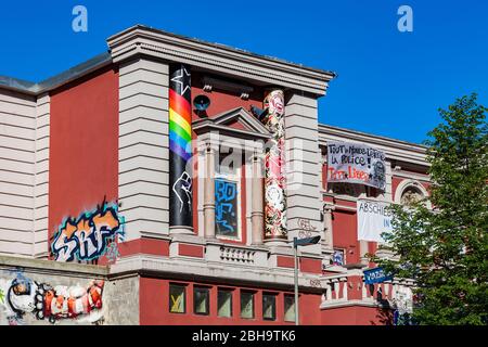 Allemagne, Hambourg, quartier Sternschanze, Schanzenviertel, Rote Flora, Centre autonome, Théâtre de la flore occupée, scène autonome, quartier des scènes Banque D'Images