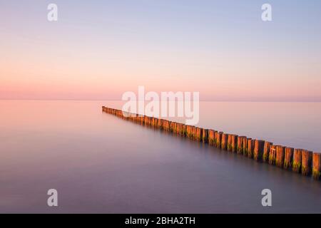 Sommer, Abendstimmung, Sonnenuntergang, Strand, Ostsee, Mecklembourg-Poméranie-Occidentale, Deutschland, Europa Banque D'Images