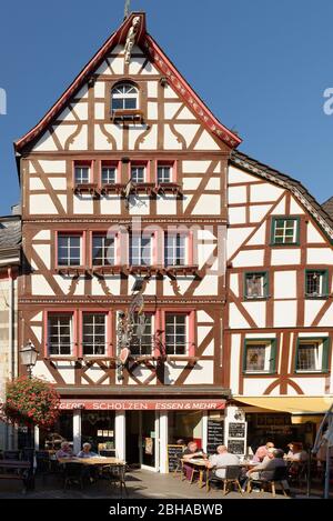 Maisons à colombages dans la vieille ville historique d'Ahrweiler, Bad Neuenahr-Ahrweiler, Rhénanie-Palatinat, Allemagne Banque D'Images