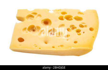 morceau de lait de vache jaune fromage suisse avec trous découpés sur fond blanc Banque D'Images